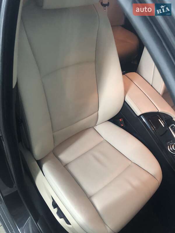 Седан BMW 5 Series 2012 в Києві фото 49 Седан BMW 5 Series 2012 в Києві