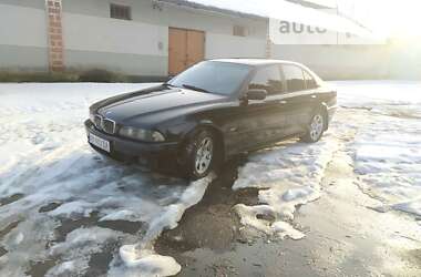 Седан BMW 5 Series 2000 в Немирове
