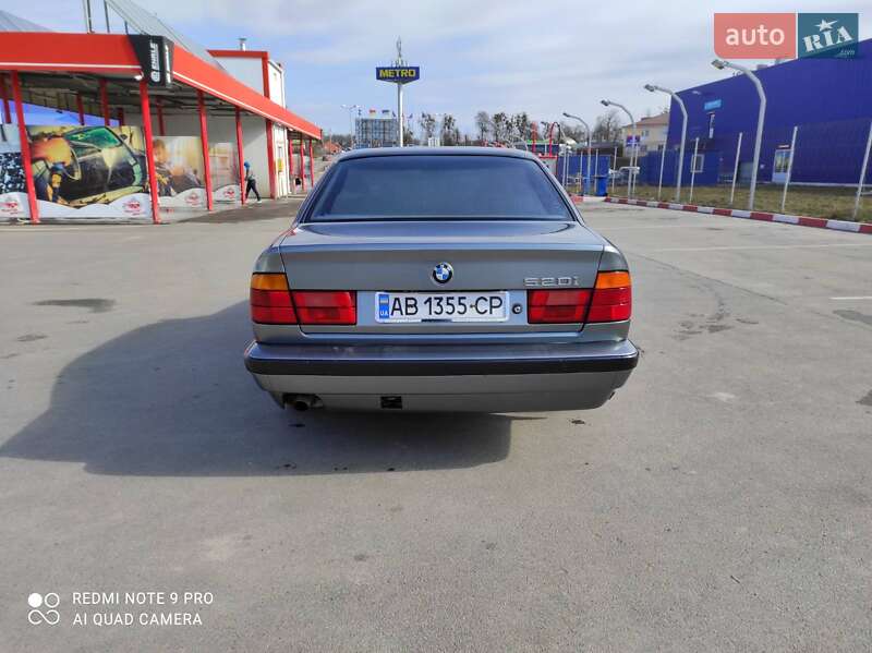Седан BMW 5 Series 1989 в Вінниці