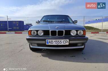 Седан BMW 5 Series 1989 в Виннице