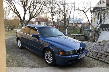 Седан BMW 5 Series 2000 в Луцке