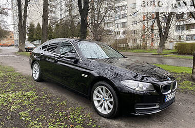 Седан BMW 5 Series 2014 в Львові