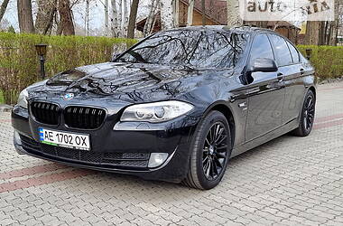 BMW 5 Series 2011