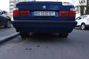 Седан BMW 5 Series 1994 в Ровно