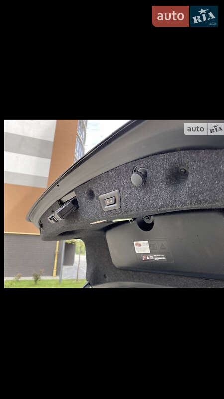 Седан BMW 5 Series 2011 в Івано-Франківську