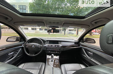 Седан BMW 5 Series 2013 в Ужгороде