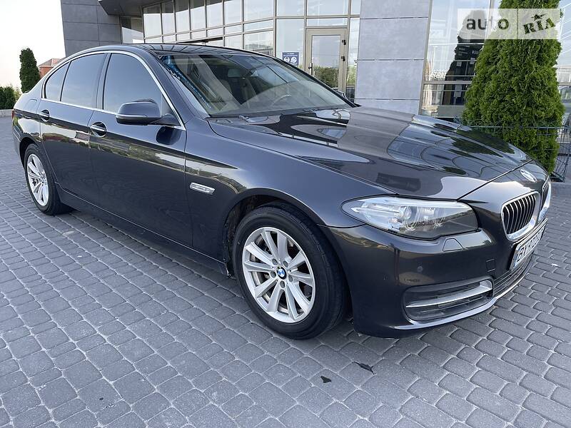 Седан BMW 5 Series 2015 в Хмельницком