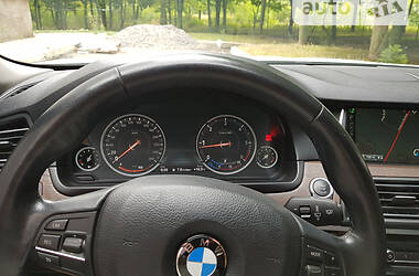 Седан BMW 5 Series 2015 в Хмельницком