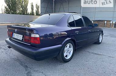 Седан BMW 5 Series 1995 в Николаеве