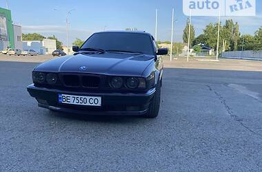 Седан BMW 5 Series 1995 в Николаеве