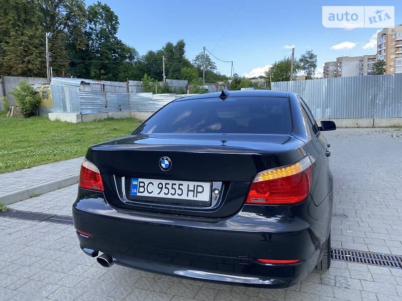 Седан BMW 5 Series 2008 в Львові