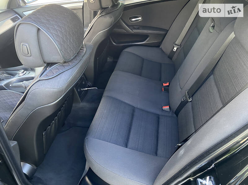 Седан BMW 5 Series 2008 в Львові