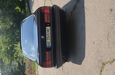 Седан BMW 5 Series 1990 в Запорожье