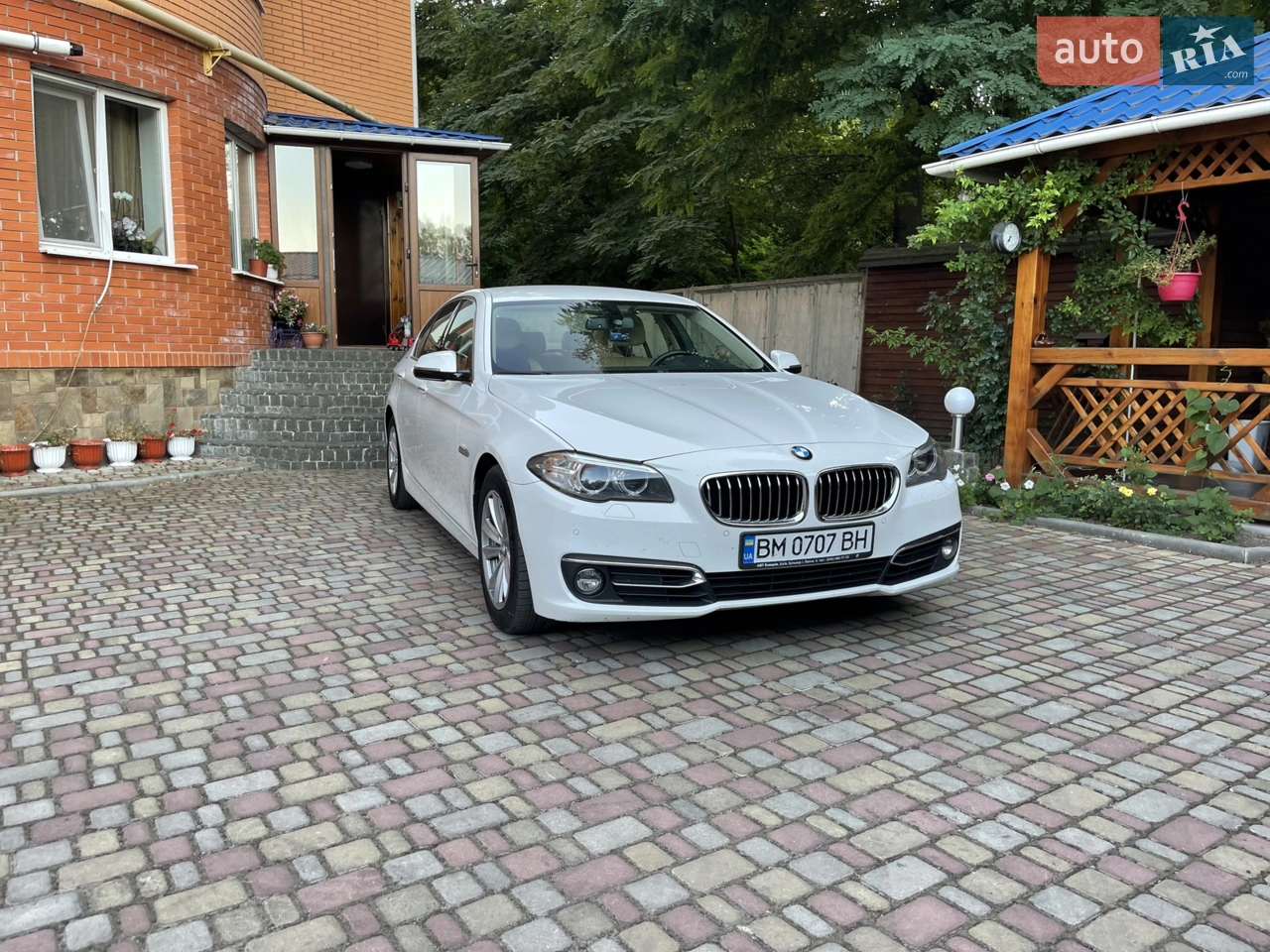 2016 BMW 5er - мініатюра 2