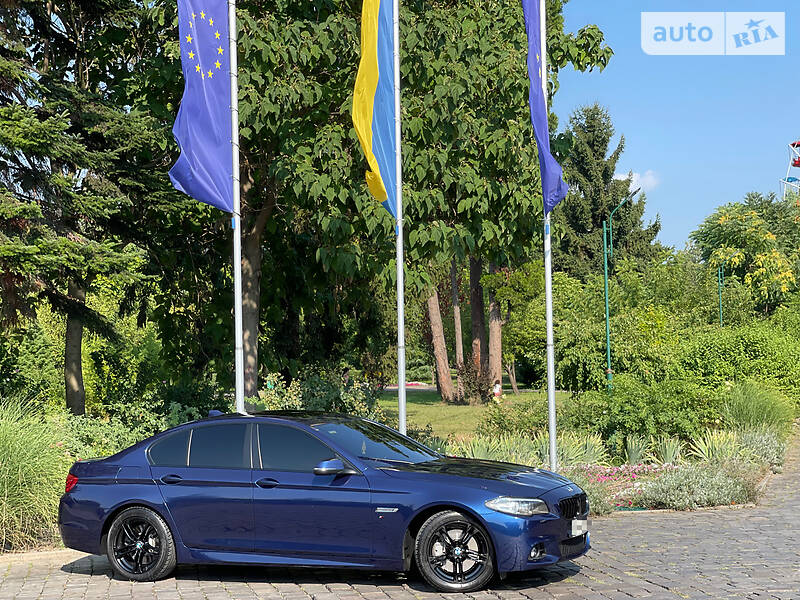 Седан BMW 5 Series 2015 в Мукачевому