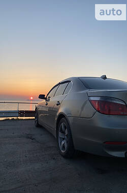 Седан BMW 5 Series 2004 в 