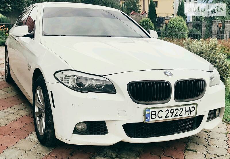 Седан BMW 5 Series 2011 в Мостиске