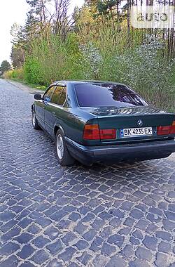 Седан BMW 5 Series 1993 в Гоще