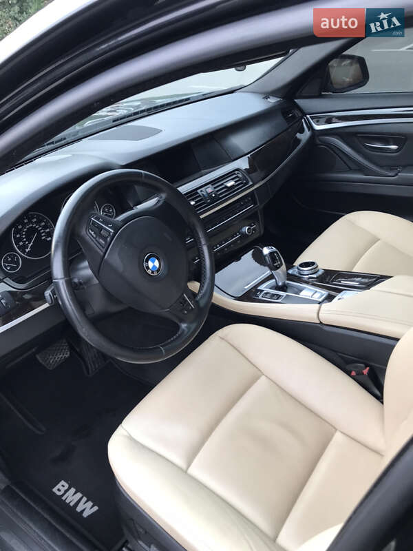 Седан BMW 5 Series 2012 в Києві