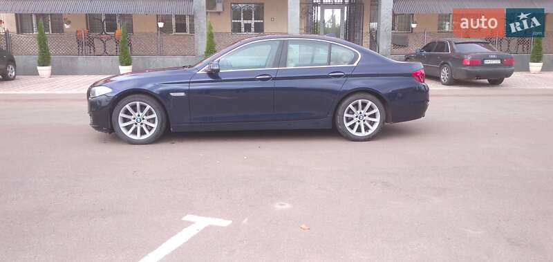 Седан BMW 5 Series 2015 в Коростені