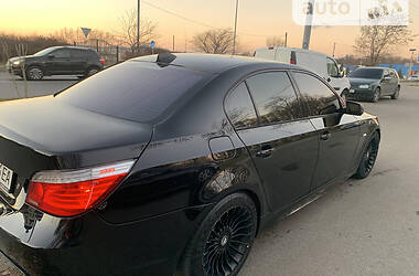 Седан BMW 5 Series 2004 в 
