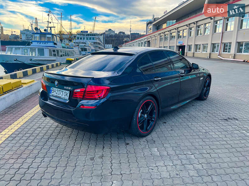 Седан BMW 5 Series 2013 в Одессе
