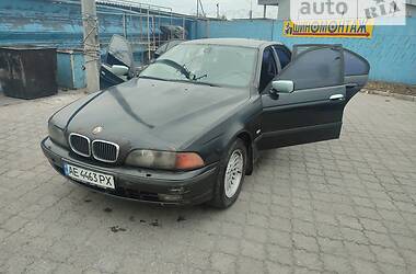 Седан BMW 5 Series 1997 в Днепре