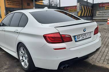 Седан BMW 5 Series 2012 в 
