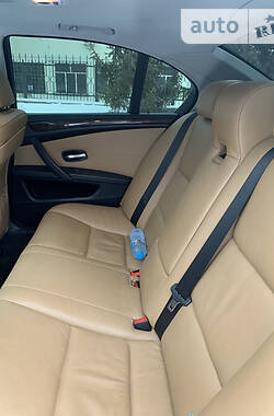Седан BMW 5 Series 2008 в 
