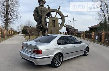 Седан BMW 5 Series 2000 в Днепре