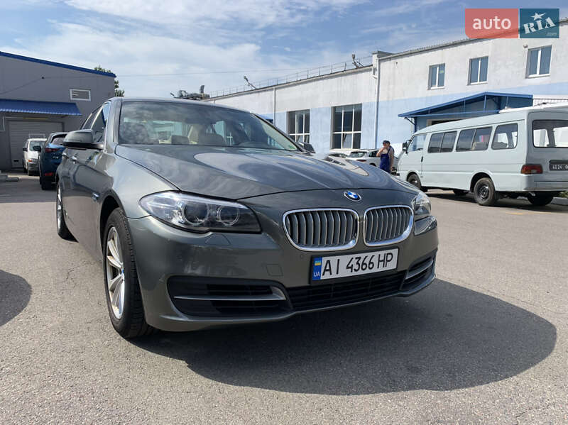 Седан BMW 5 Series 2015 в Киеве