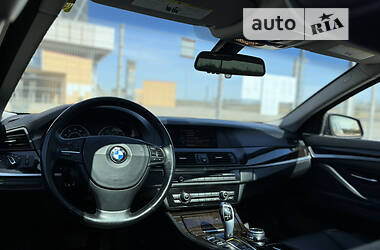 Седан BMW 5 Series 2013 в Трускавці