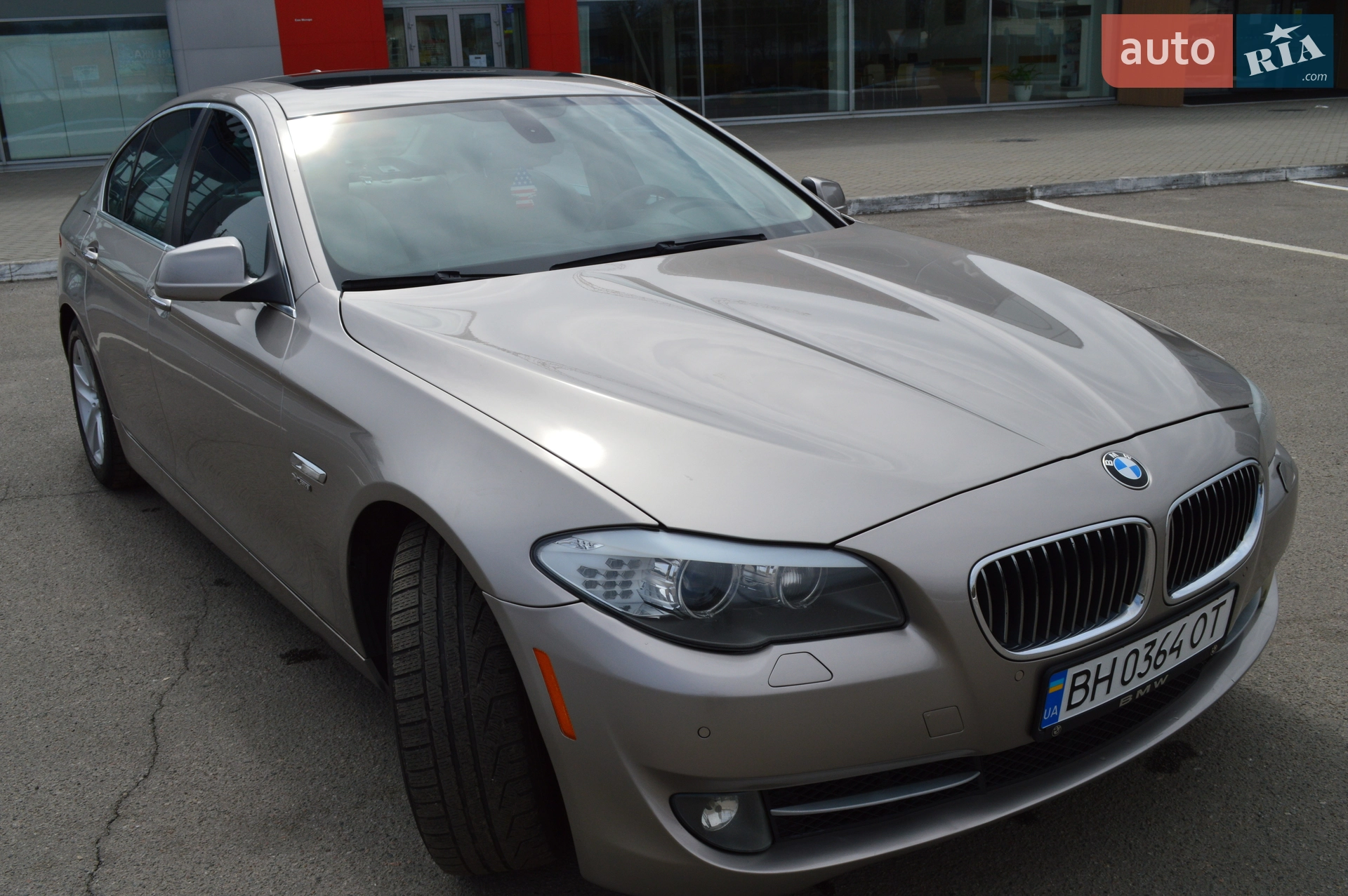 2012 BMW 5er - мініатюра 2