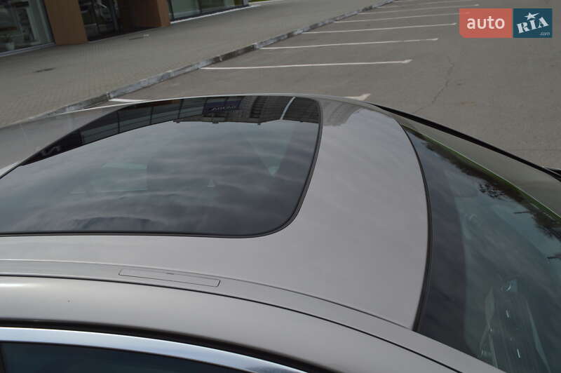 Седан BMW 5 Series 2012 в Полтаві