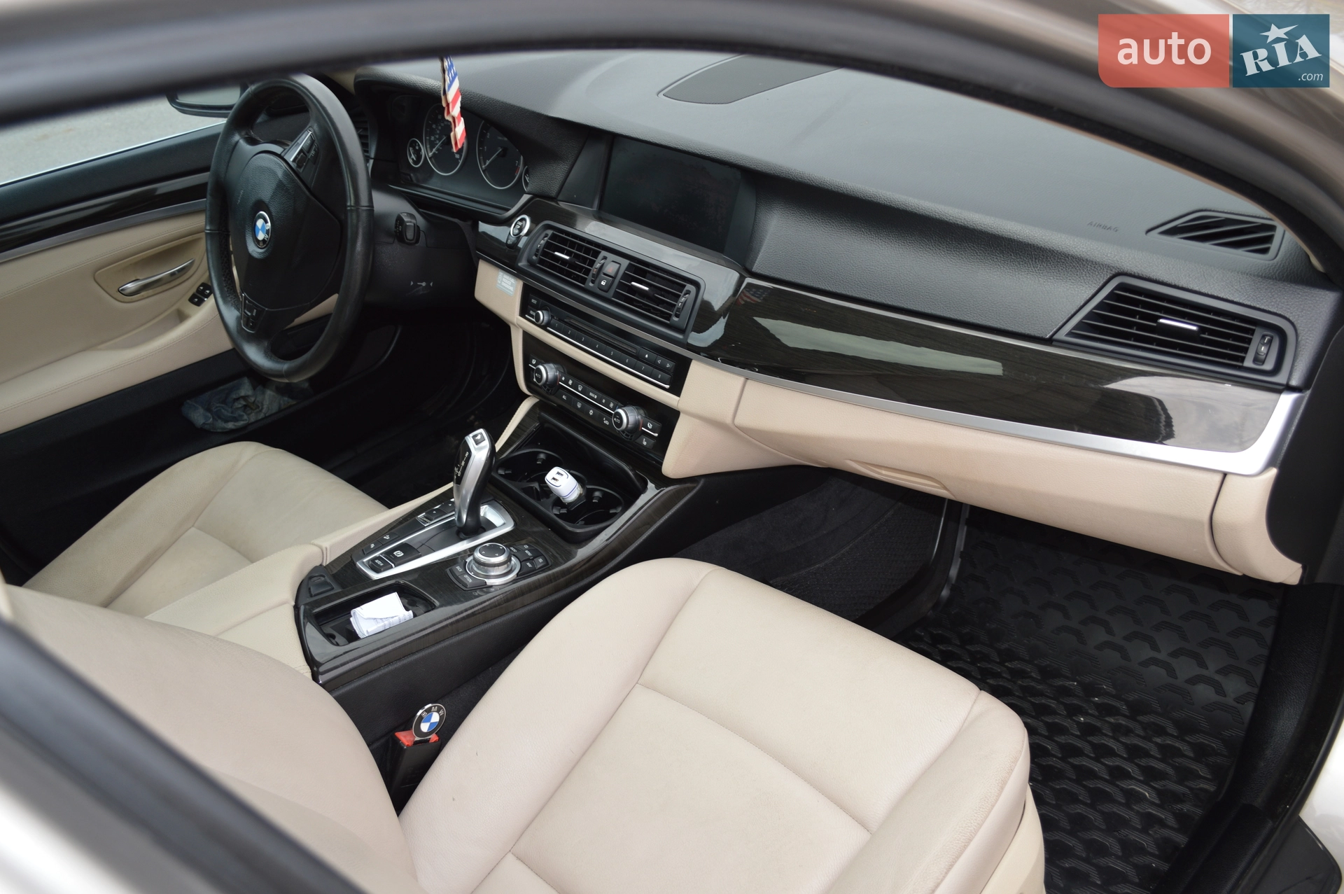 2012 BMW 5er - мініатюра 30
