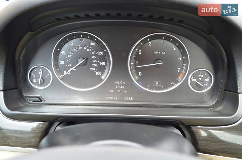Седан BMW 5 Series 2012 в Полтаві