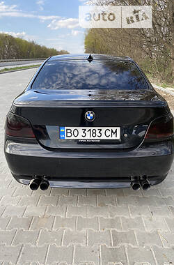 Седан BMW 5 Series 2005 в 