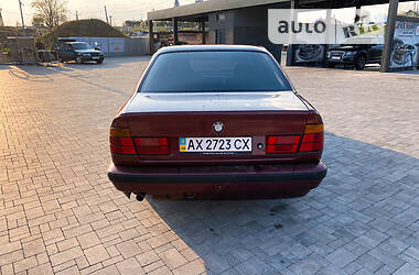 Седан BMW 5 Series 1993 в Львові