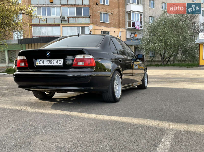 Седан BMW 5 Series 2002 в Шполе