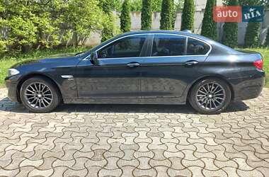 Седан BMW 5 Series 2011 в Чернівцях