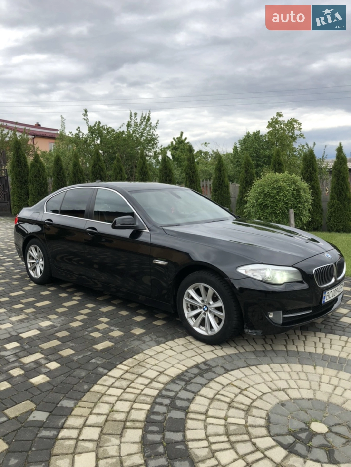 2012 BMW 5er - мініатюра 2