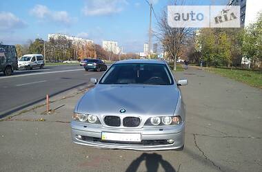 Седан BMW 5 Series 2002 в Киеве