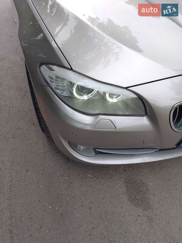Седан BMW 5 Series 2012 в Полтаві