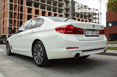 Седан BMW 5 Series 2019 в Львові