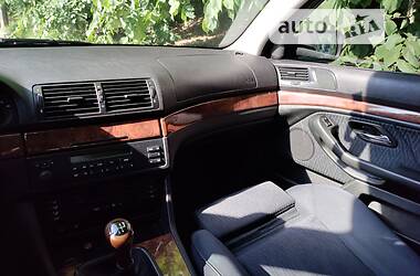 Седан BMW 5 Series 2001 в Киеве