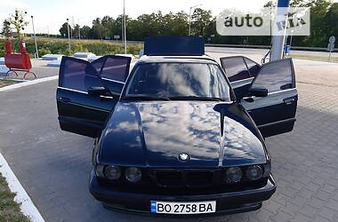 Седан BMW 5 Series 1995 в Львові