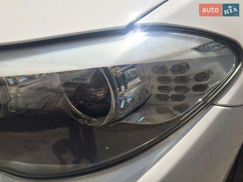 Седан BMW 5 Series 2011 в Запоріжжі
