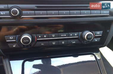 Седан BMW 5 Series 2011 в 