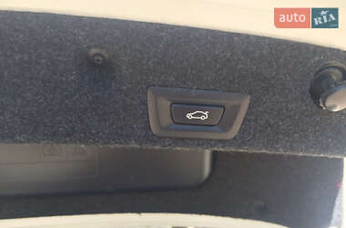 Седан BMW 5 Series 2011 в 
