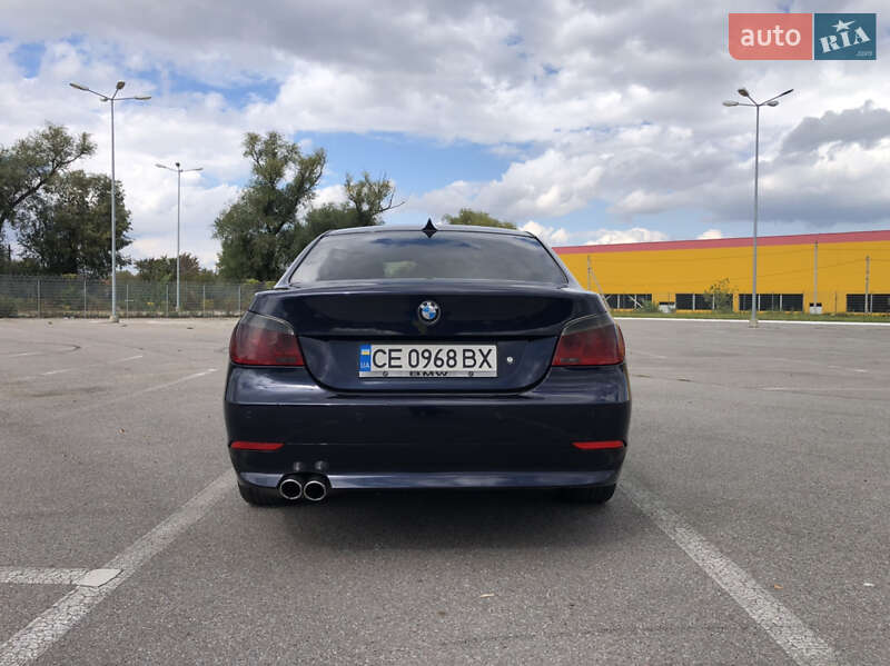 Седан BMW 5 Series 2004 в Черновцах